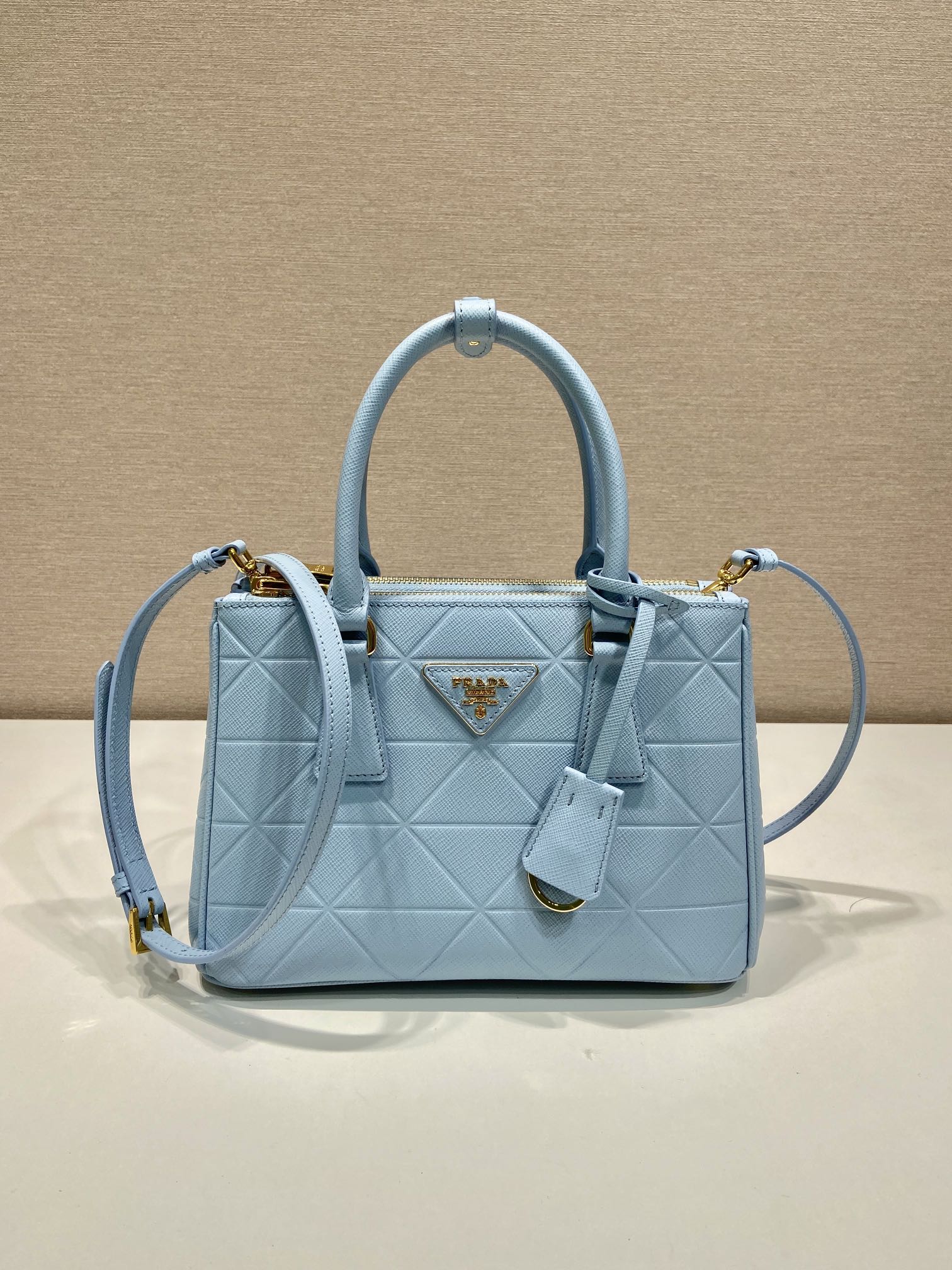 Prada_Tote_Bag_1BA896-24